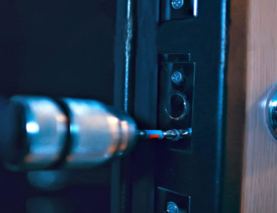 覃塘24小时上门开锁公司